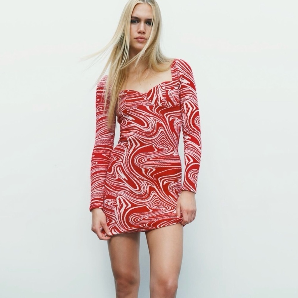 Zara Jacquard Mini Dress Red White Long Sleeve Knit Women’s Size Medium